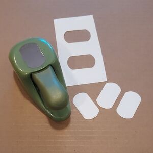 Tag Shaped Paper Puncher gift tag maker